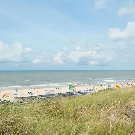 Charming In Near The Sea